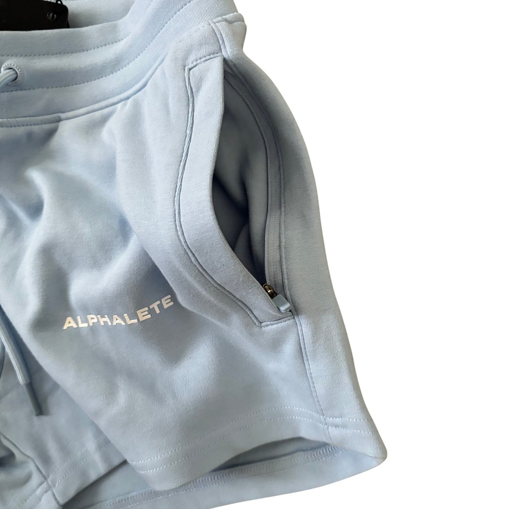 NWT Alphalete Essential Core Shorts Sz XS Ice Blue Gym Athletic Wear‎ Athleisure - Picture 2 of 6
